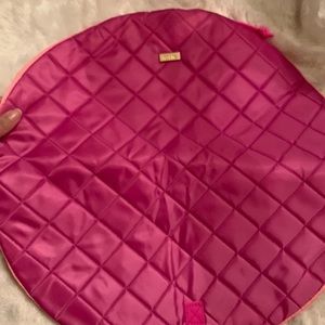 Tarte makeup brush to go bag